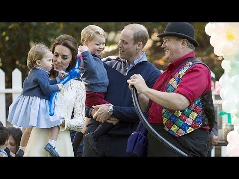 Vídeo: Princesa Charlotte Diz Sua Primeira Palavra Em Público