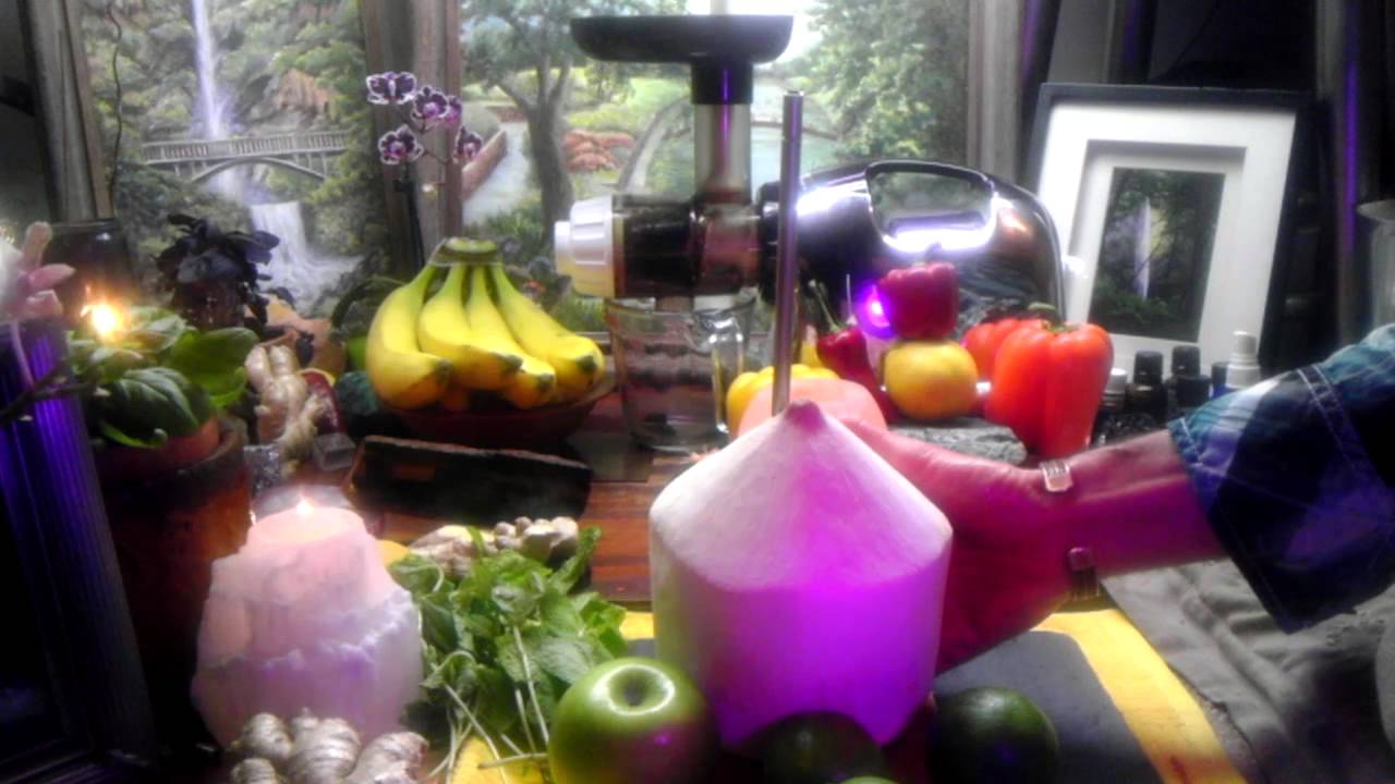 RAISE YOUR FREQUENCY RAPIDLY!!! & Rapidly Hydrate Cells With Coconut Water! Juice the Coconut Meat! coconut juice for diarrhea