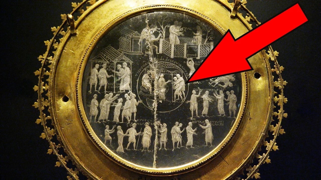 100 Incredible Archaeological Finds