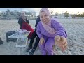 اختي و خطيبها حضرولنا البرنامج و القعدة قمت نجري حضرت روجي و خرجت اول تبحيرة السنة