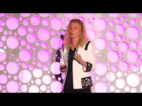 INBOUND 2016: Carmen Simon The Neuroscience of Decision ...