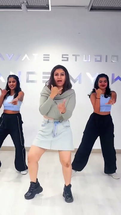 #cleopatra #song #hookstep #dance #alya #trending #video #trendingshorts #sharathmatthew #vocals