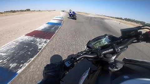 Track day at Buttonwillow Raceway | GSX - S750 | On Track | Pacific Track Time