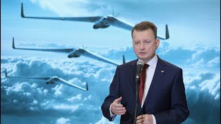 Suma Dnia 29.12.2021 Mariusz Błaszczak Podpisał Umowę Na Zakup Dronów Dla Wojska Polskiego