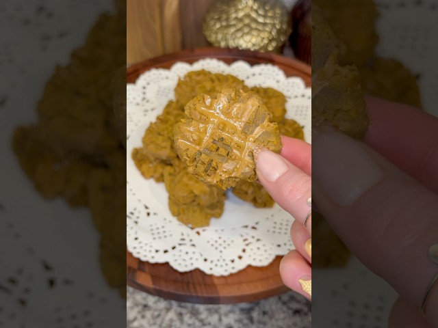 Homemade dog treats 🎃 🦴 #asmr #visualtingle #shorts #asmrvideos