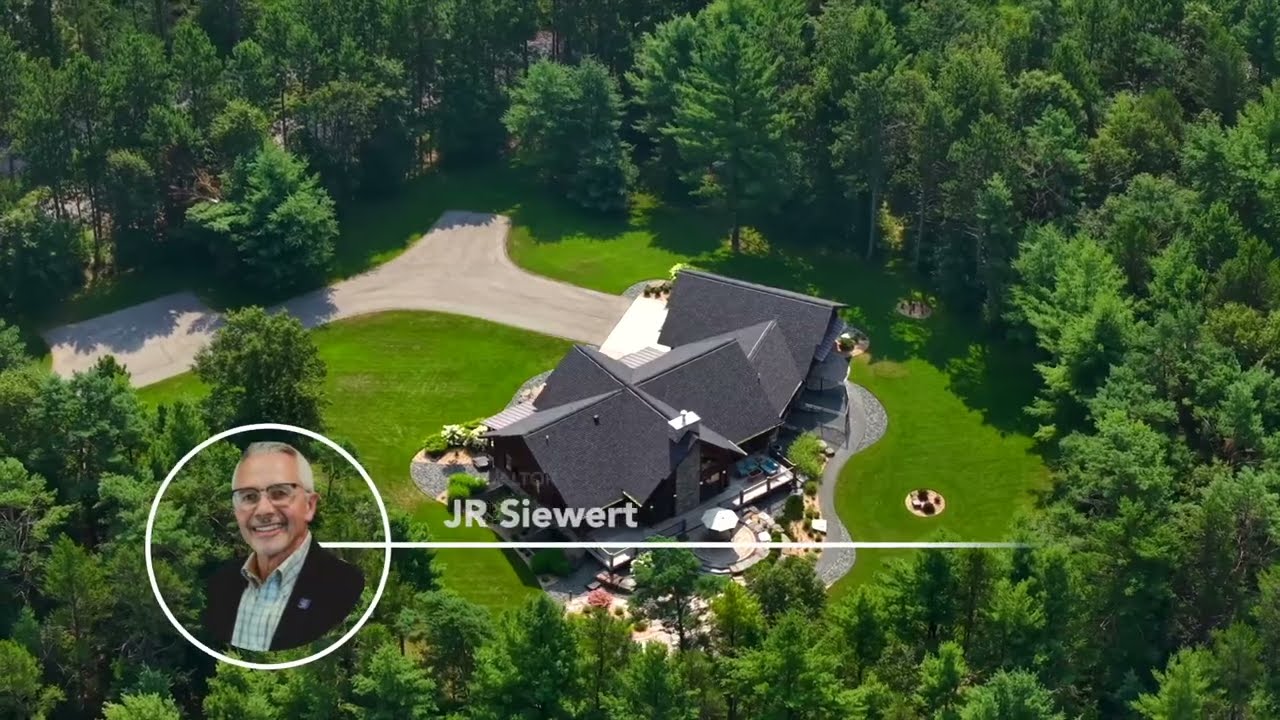 5010 Whitrock Avenue Wisconsin Rapids, WI - Listed by JR Siewert, Coldwell Banker Siewert Realtors