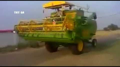 Terrifying! Hilarious Incident Extreme Tractor Fails & Best of Crash 2018