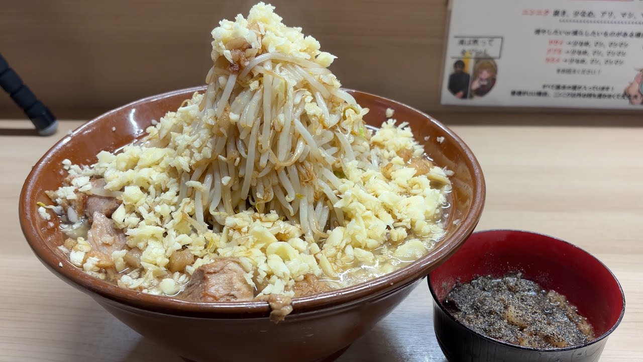 「ラーメン二郎全店制覇探訪記　このロットに俺の全てを賭ける！」vol.12 Can a person really visit three Jiro-style ramen shops in one day