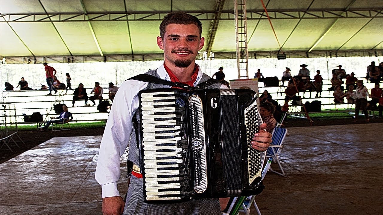Carucaca (Edson Dutra) por Rubne Rieth Catapan joaoparaiba
