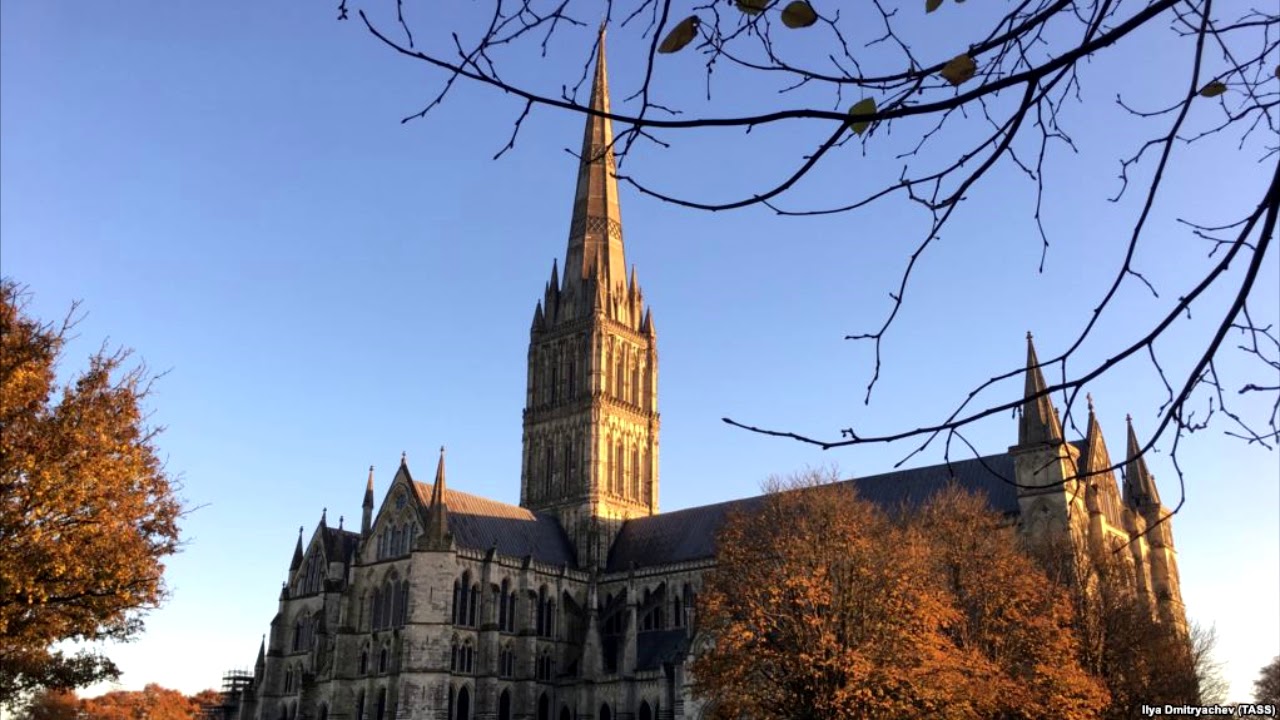 Че посмотреть служивому под бесконечную музыку? - YouTube