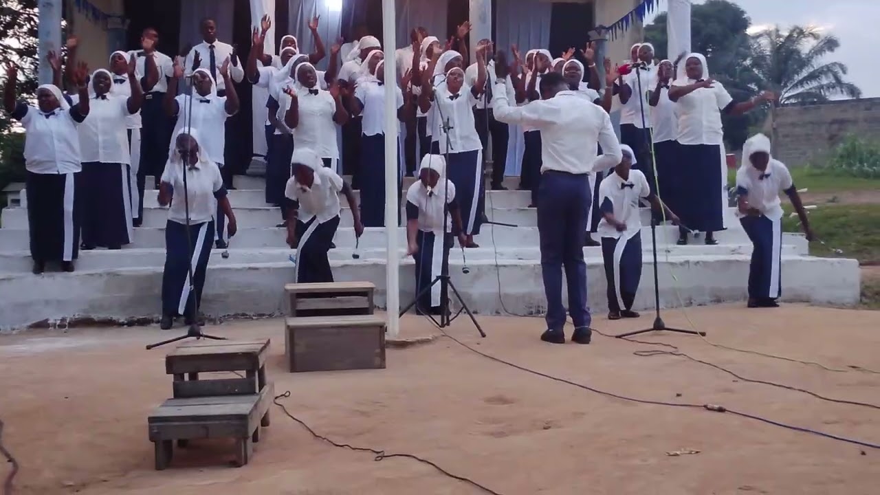 Kilombo nsilulu za nzambi de la paroisse de kelékelé en concert 🔥🔥🔥