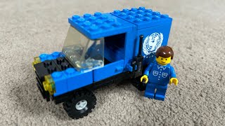 Building LEGO 106 UNICEF Van (1985)