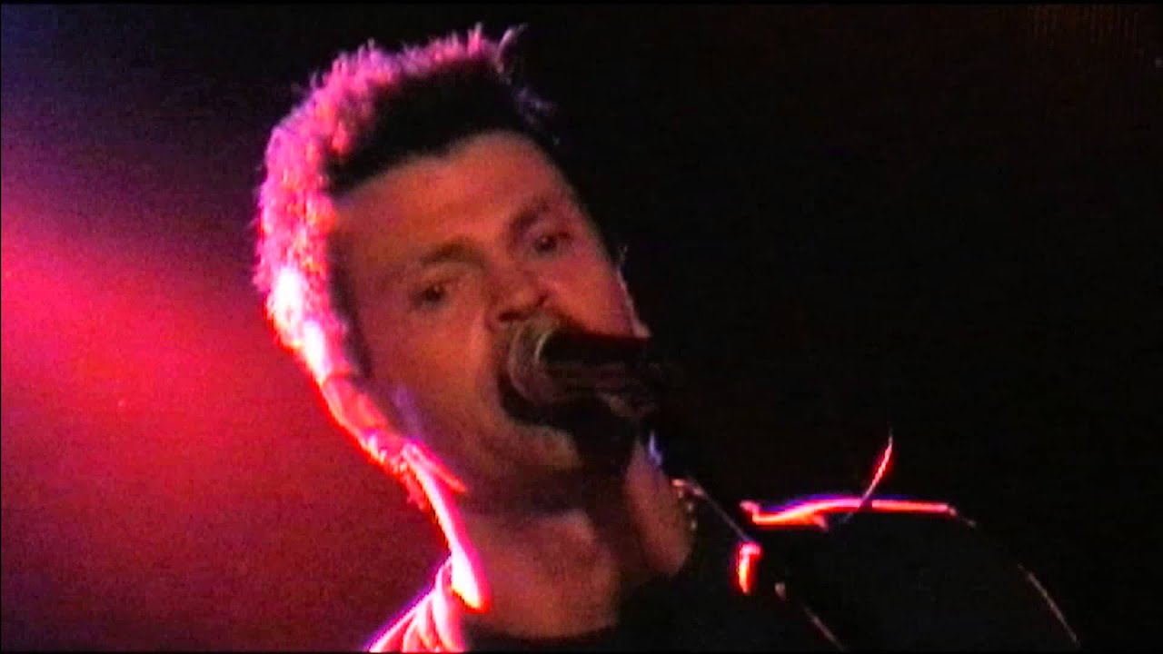 Psychotic Youth live in 2005 playing Let's Go Let's Go Let's Go