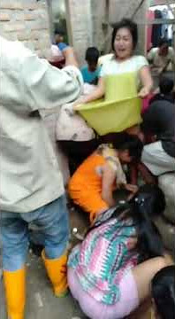 Tante Hot Saweran uang keliatan CD