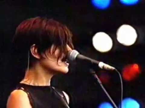 Elastica - Stutter (Feile '95)