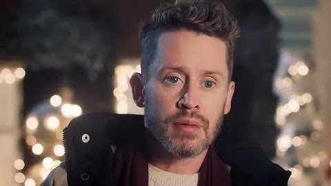 Macaulay Culkin herenigd met de kleindochter van oude man Marley in epische Home Alone-advertenti...