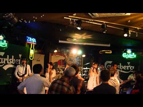 Le Freak 【スカーフェイス】 - YouTube