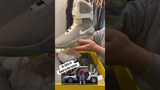 Nike Mag from Back to the Future! I saw Nike Air Mag IRL! Self Lacing Rare Sneakers #NikeMag #Nike