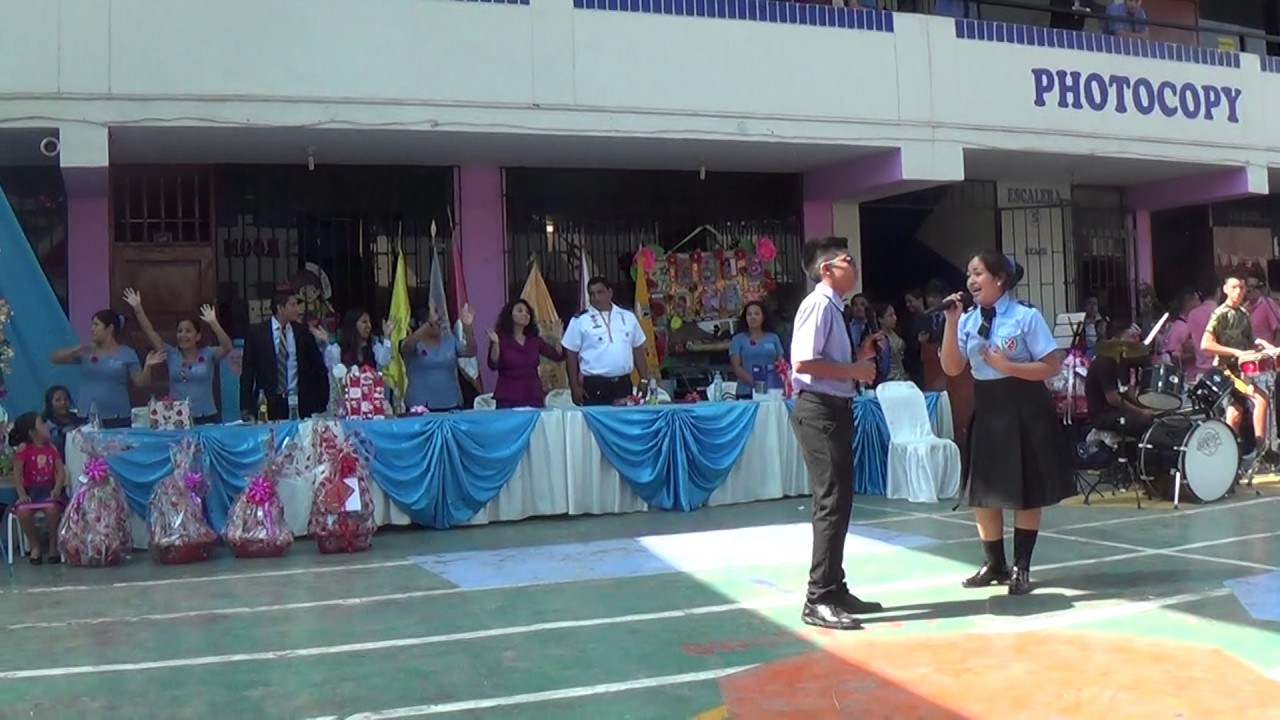 Sonali Ore y Gustavo Peltroche ´´´Que Bonito´´ Colegio Santo Domingo el Predicador