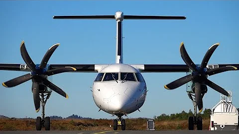 Widerøe Dash 8 Q400 Startup and landing at Stord Airport, Oct. 2020.