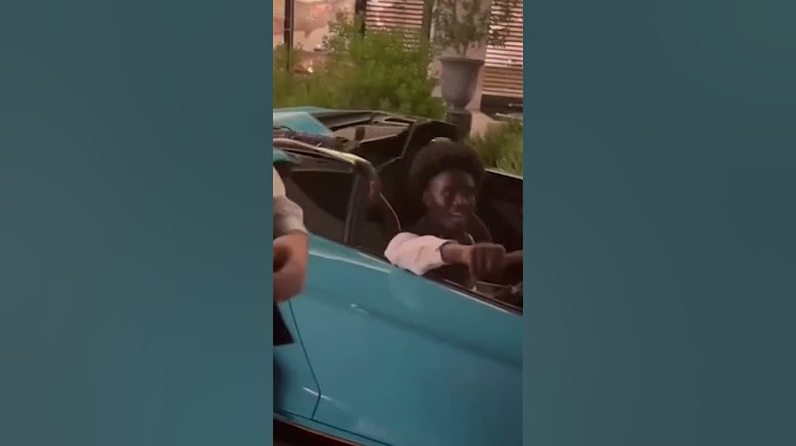 This valet driver crashes 3 million AUD Super cars