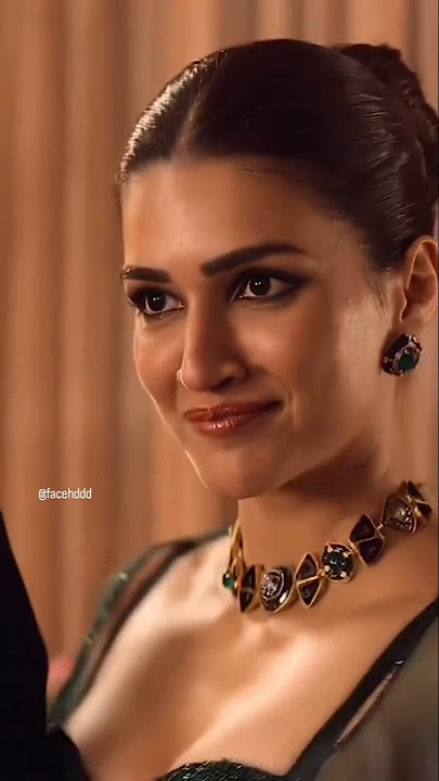 Kriti sanon hot video 🤤// #kritisanon #bhojpuri #pushpa2 #morni