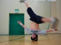 B-boy Norris headspinning