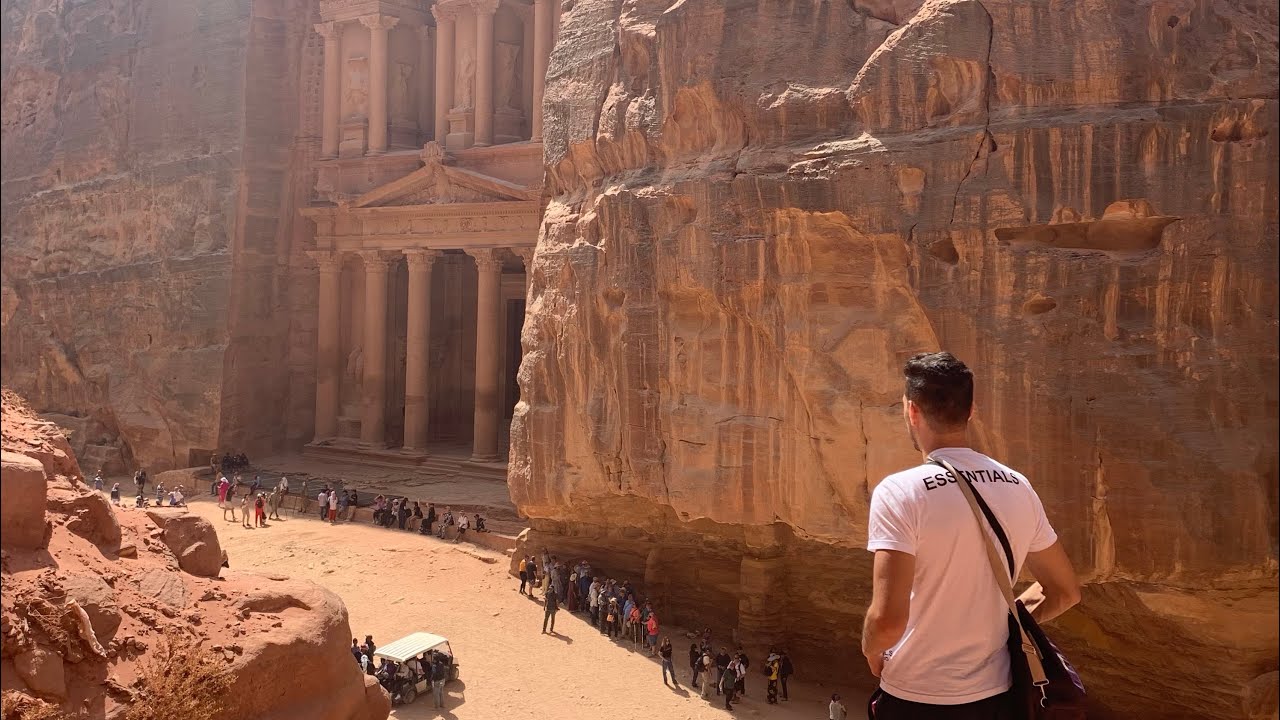 😍 البتراء الأردن الألهة المنحوتة في الجبال الطريق كيفية الدخول للبتراء برنامج سياحي الأردن 26