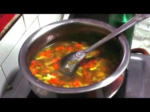 Video: Bagaimana Sambhar Dan Dosa Disiapkan