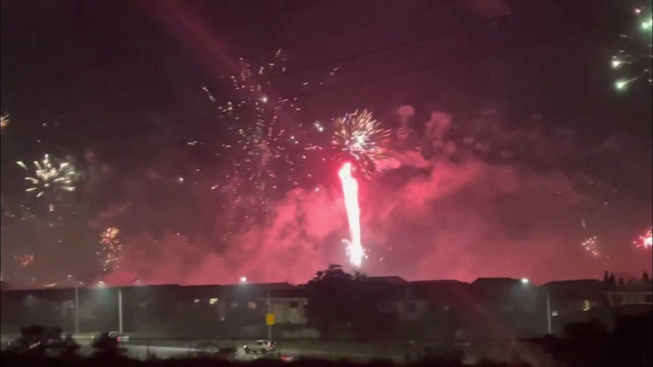 NY’s Eve Oahu fireworks in Waipahu and Ewa Beach. How Hawaii brings in the New Year! 