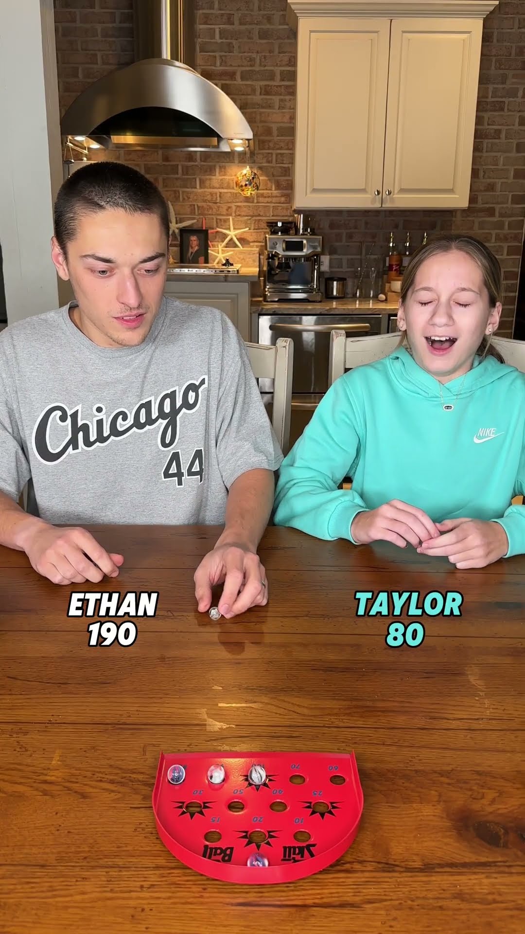 Brother vs. sister battle!! #familygamenight
