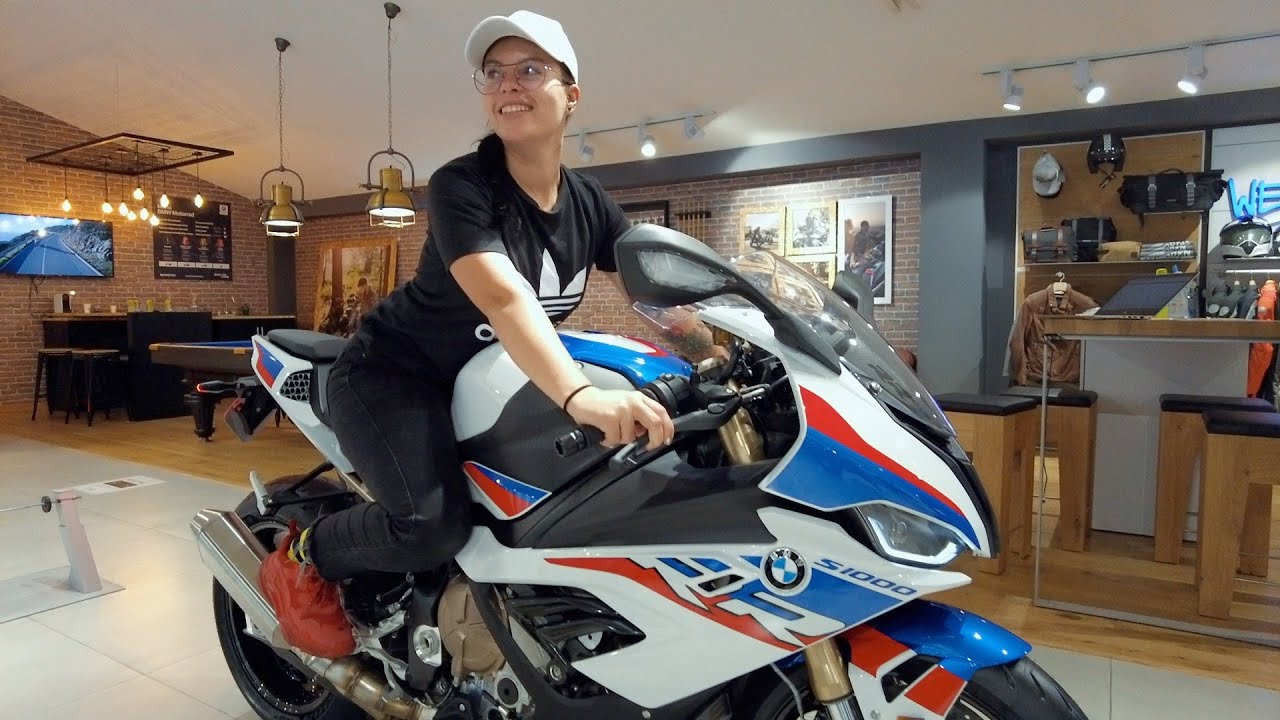BUSCANDO la Nueva MOTO de Pangie 😱/ Bmw s1000rr - YouTube