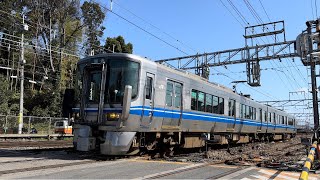 JR西日本521系 E4編成 回9568M 伴車送り込み回送