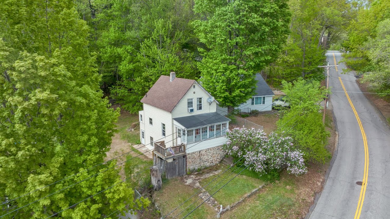 74 Morrill St, Laconia, NH 03246