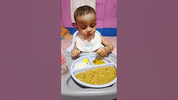 বাবাই কে যেদিন প্রথম নিজের হাতে খেতে দিয়ে ছিলাম 😀 #babyfood #babyeating #kidseating #kidseatingfood