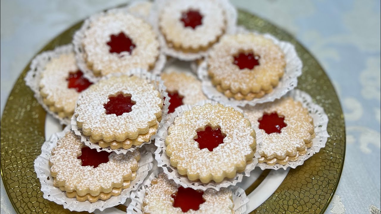 Этот рецепт песочного печенья прост, получается восхитительным и просто тает во рту – один из сам...