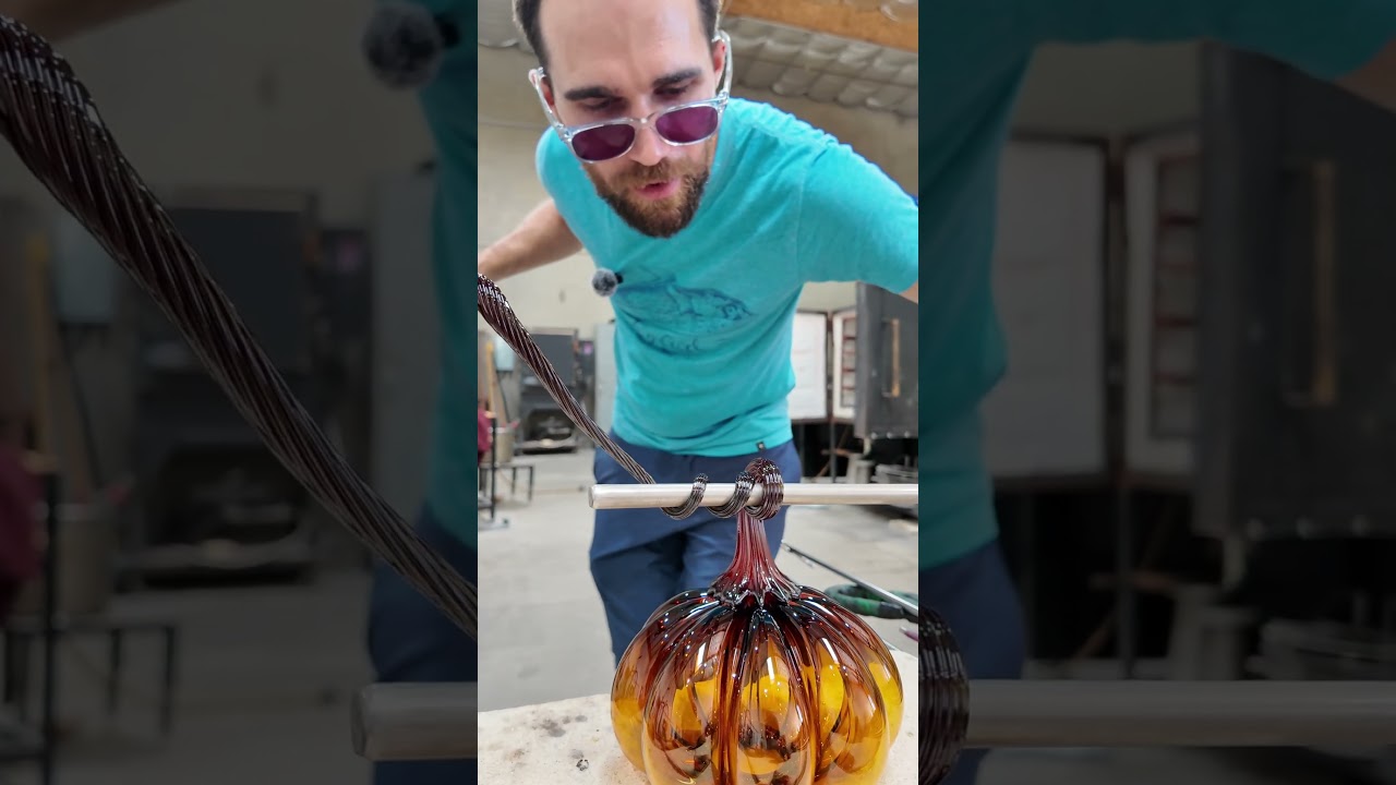 Making The Perfect Pumpkin Stem Narration #glassblowing #glassart #satisfying
