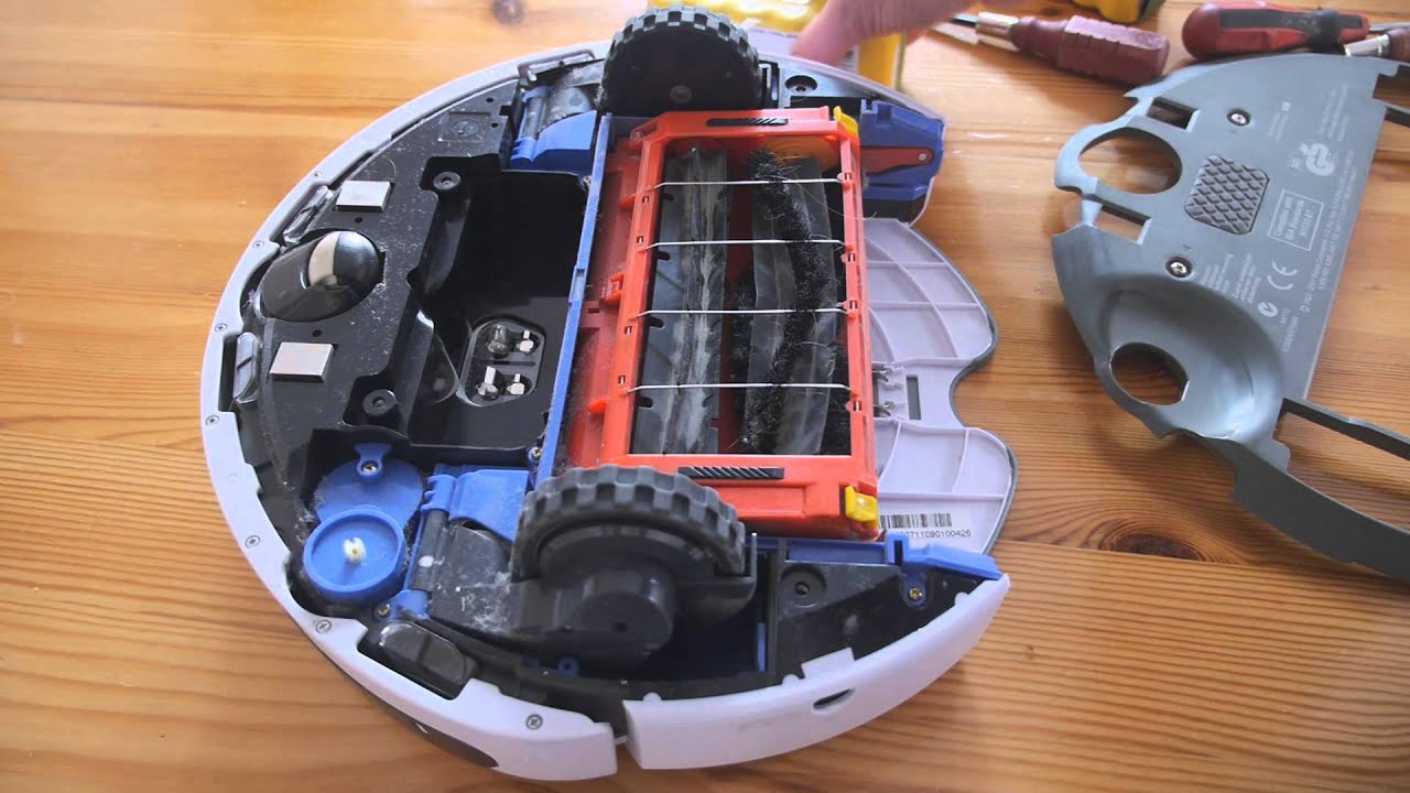 iRobot Roomba Robot vacuum cleaner 5 minute battery change procedure