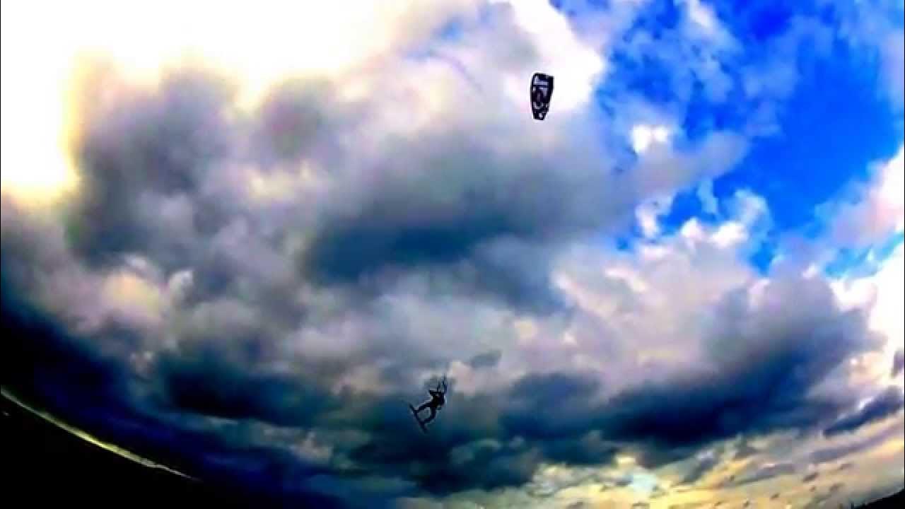 Kitesurf 360 high jump fail. YouTube
