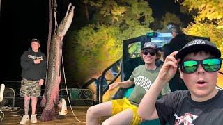 24 Hours on a House Boat in the Bayou! Ft. Mav
