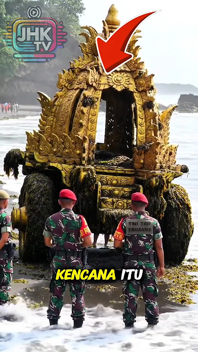 'The Golden Chariot of Nyi Roro Kidul Appears on Gunung Kidul Beach‼️' #shorts #viral