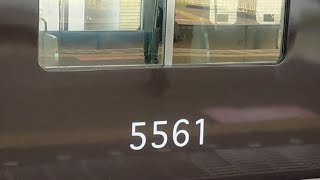 新宿線デハ5561F(2069F)と2083Fが並ぶ！！ (新宿線では滅多に見られない並び！！)
