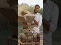 पुराने ग्राइंडर मोटर से बना दी अनाज साफ करने की मशीन 😱!#trending #motivation #shorts #desijugaad