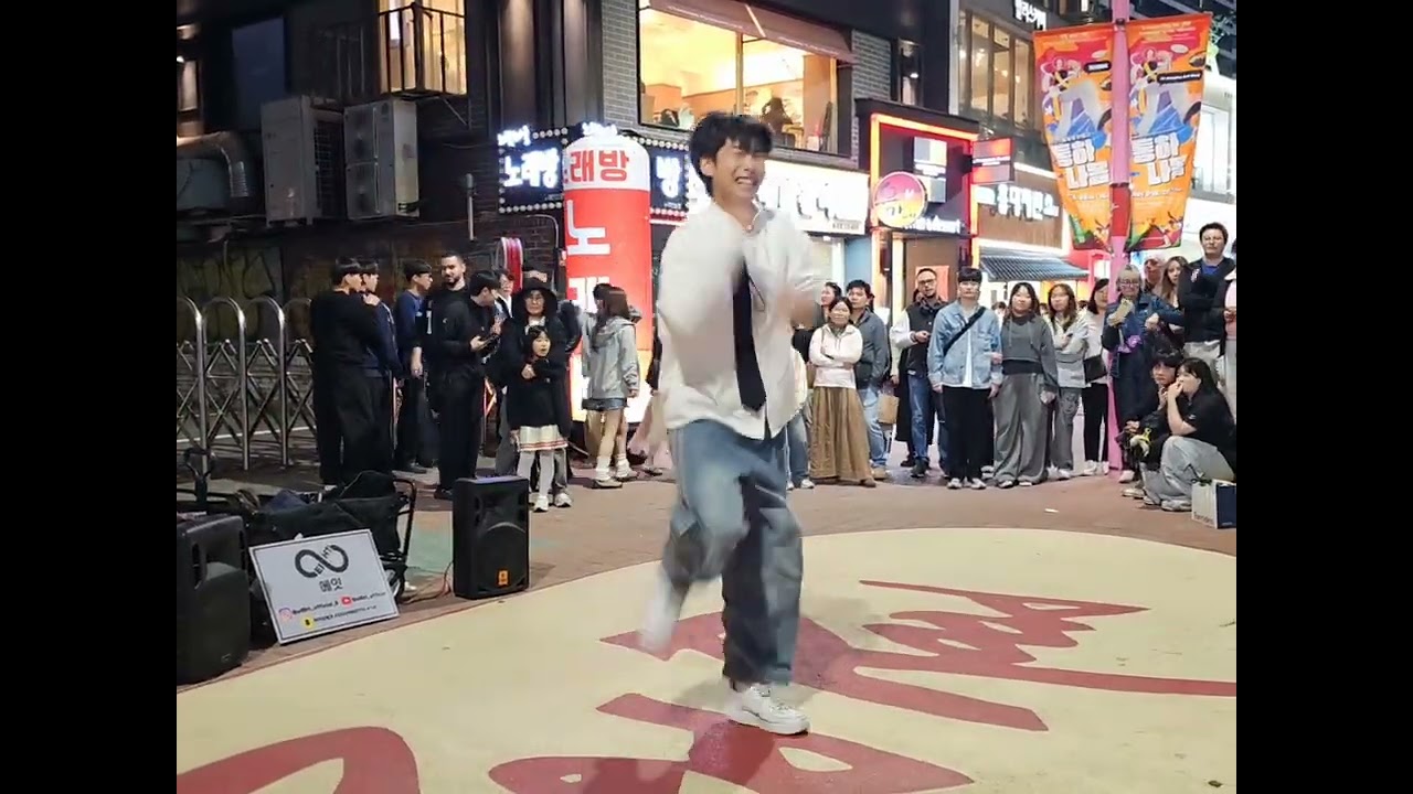 250504 Ei8Ht busking13