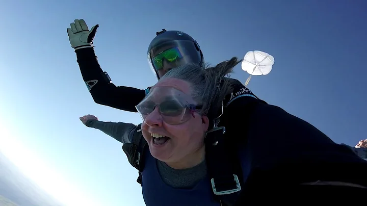 Tandem Skydiving Video - Skydive Jurien Bay - Tina...