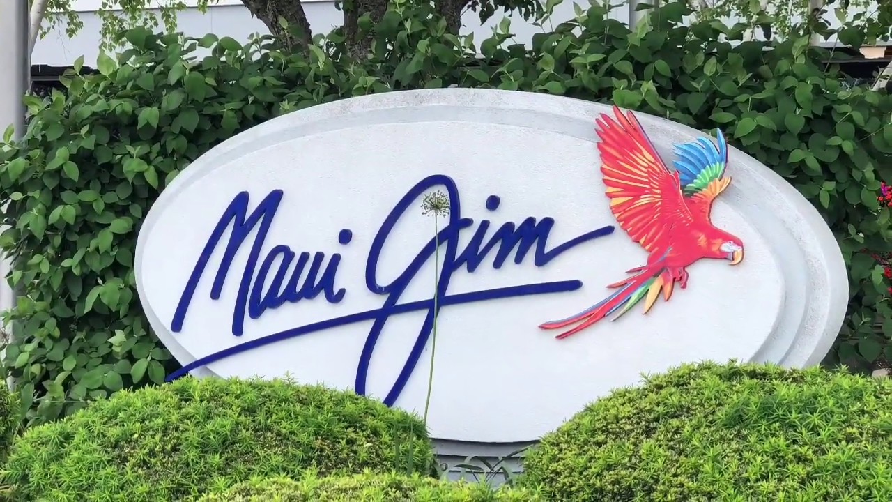 'Finally Friday' in Central IL VLOG S1E9 Maui Jim