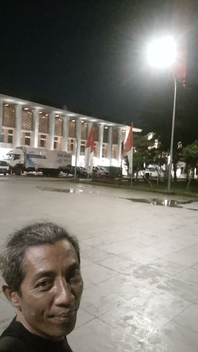 Jngan suka mamandang orng itu rndah.seblem memandang orng itu rendh.TERUTAMA NGACA DIRI KITA SENDIRI