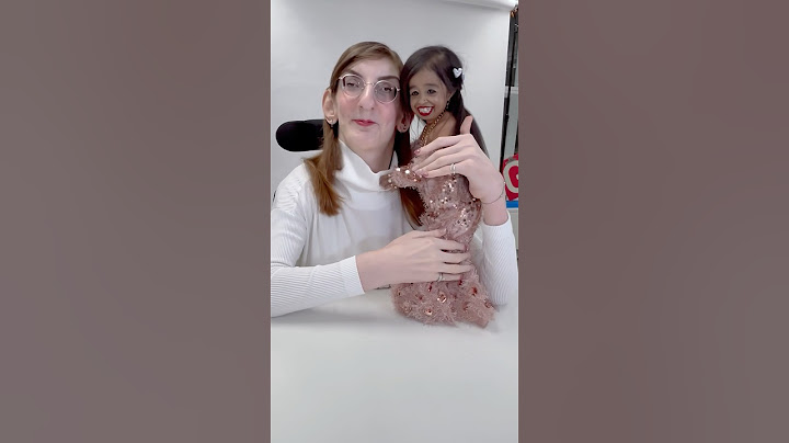 Tallest and shortest woman meet for the first time 🥰