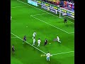 عندما حاول ميسي المستحيل إلى تمريرة هدف لا يصدق ضد اتلتيكو مدريد خمسة مدافعين حوله لمسه خارقة