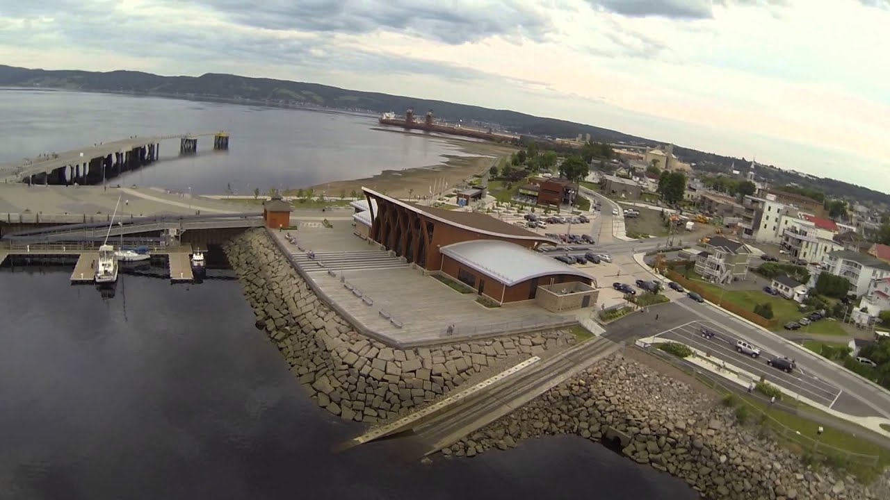 Quai d'Escale, Saguenay, La Baie, vue aérienne YouTube